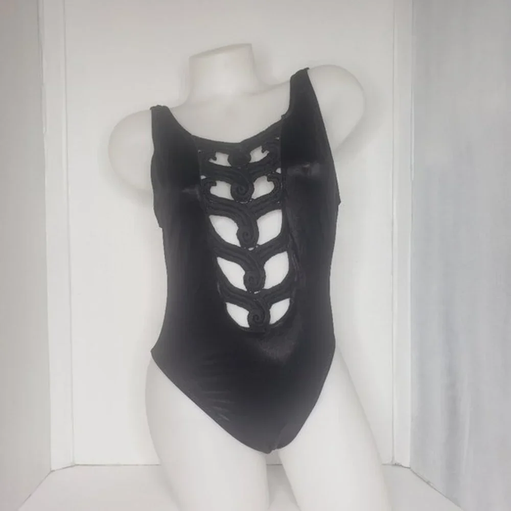 VINTAGE SOUTHERN EXPOSURE CUT OUT FRONT BLACK TANK SWIMSUIT